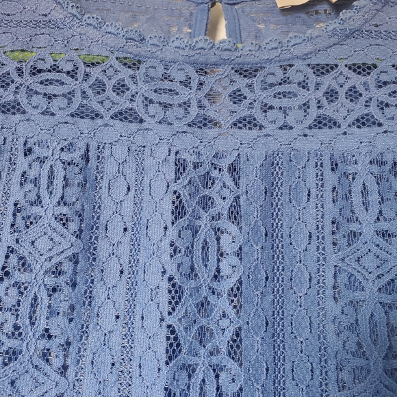 Loft lace top - Picture 3 of 4